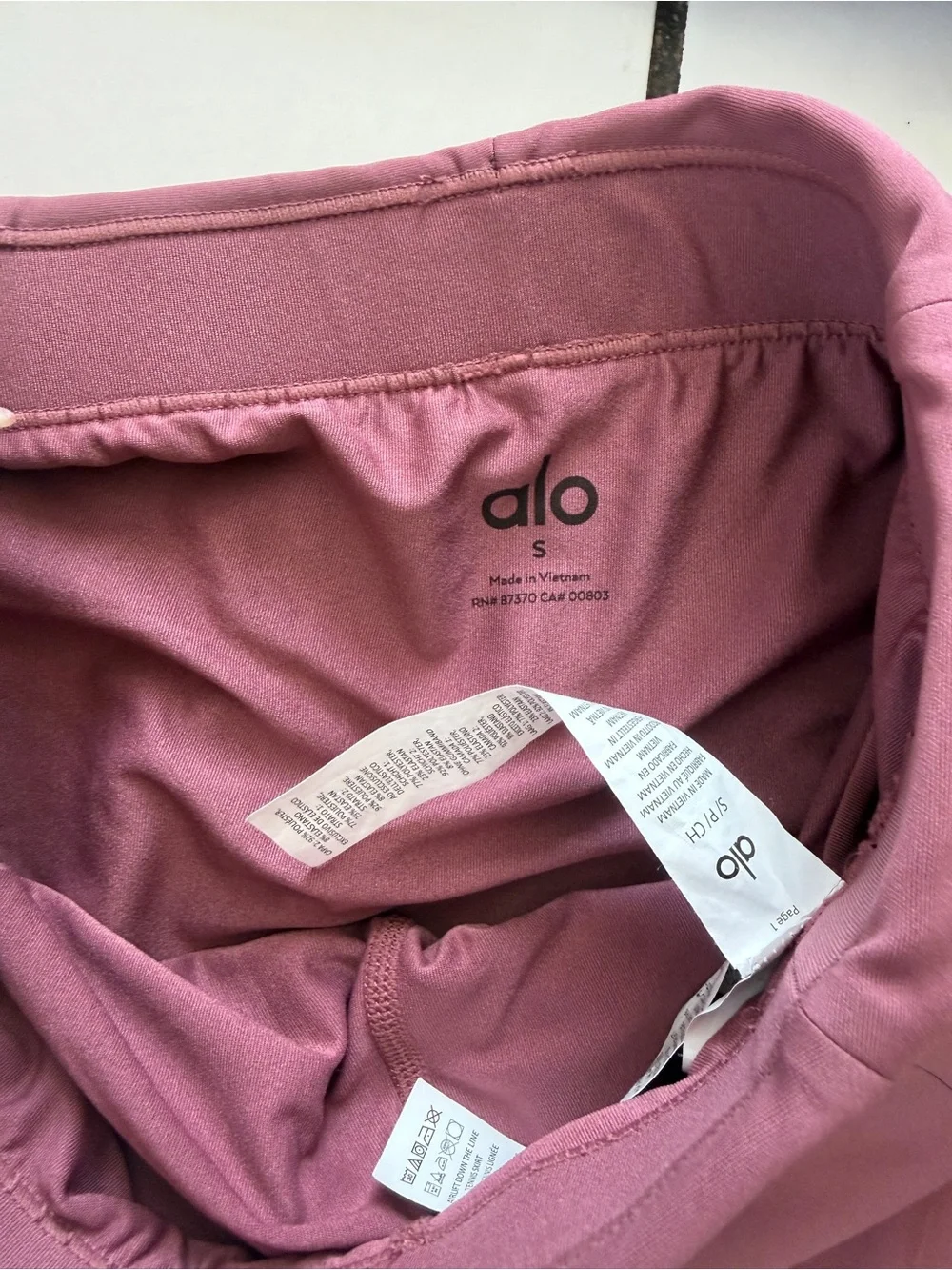 ALO Yoga Dusty Rose Active Skirt and Bra Set